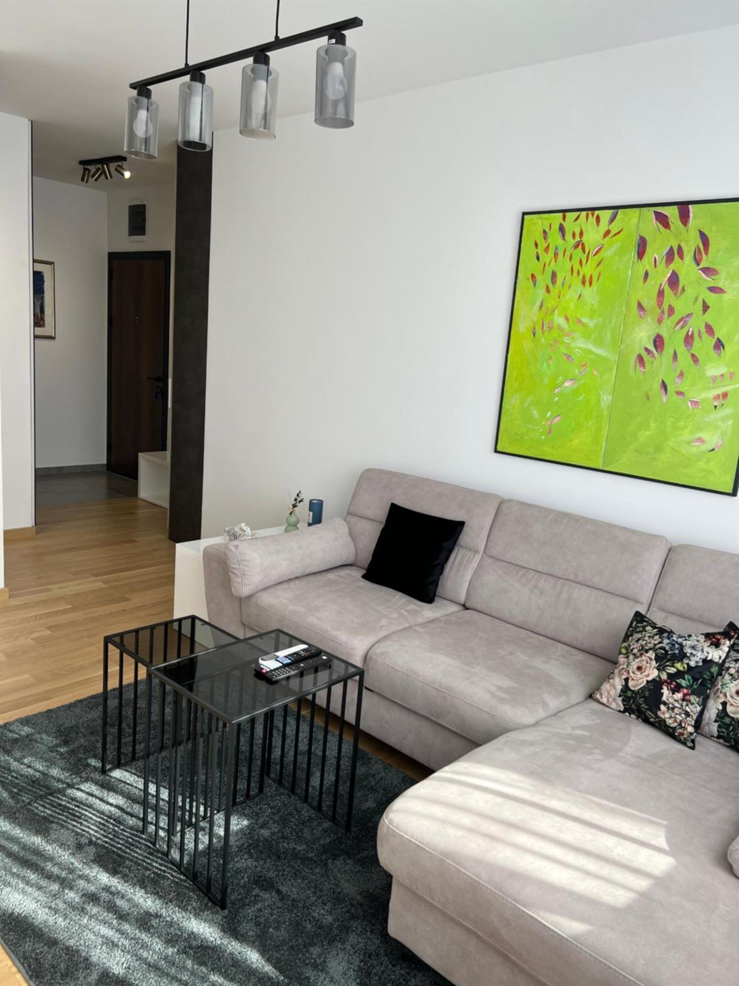 Apartman Ema บันยาลูกา ภายนอก รูปภาพ